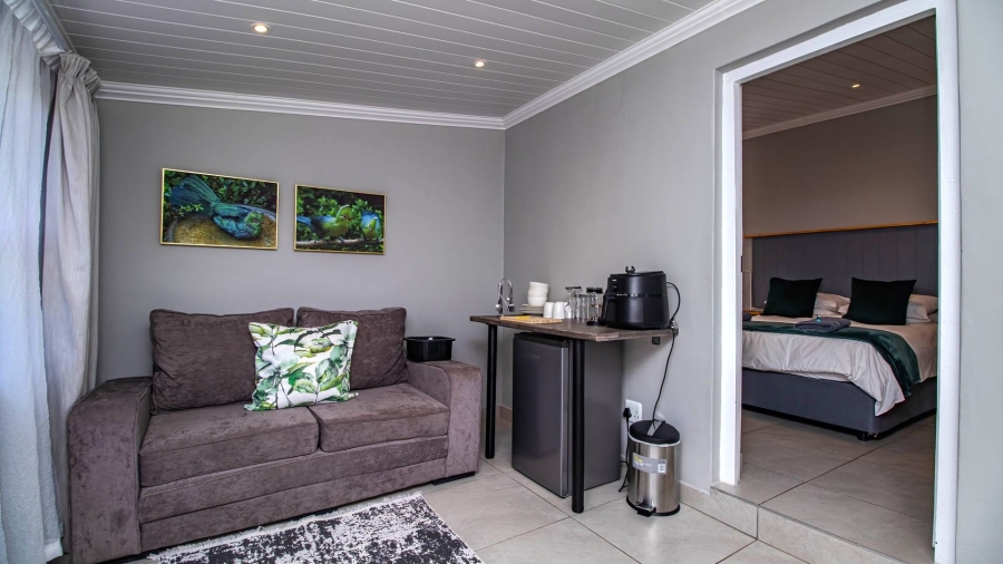 7 Bedroom Property for Sale in Knysna Central Western Cape
